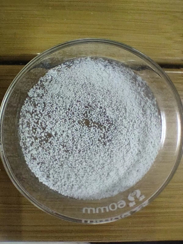 vetzuren met korte en middelgrote keten en cinnamaldehyde ter vervanging van AGP voor pluimvee